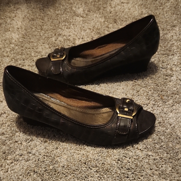 Life Stride Black Flats with Quilted Design - Picture 6 of 6